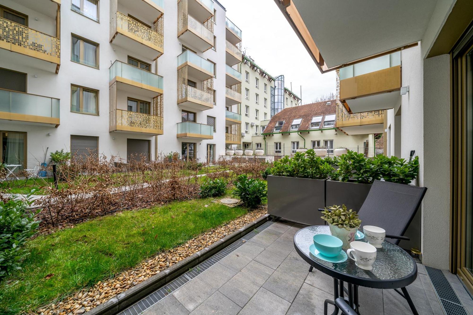 Budapest Magic Garden In Downtown Eksteriør billede